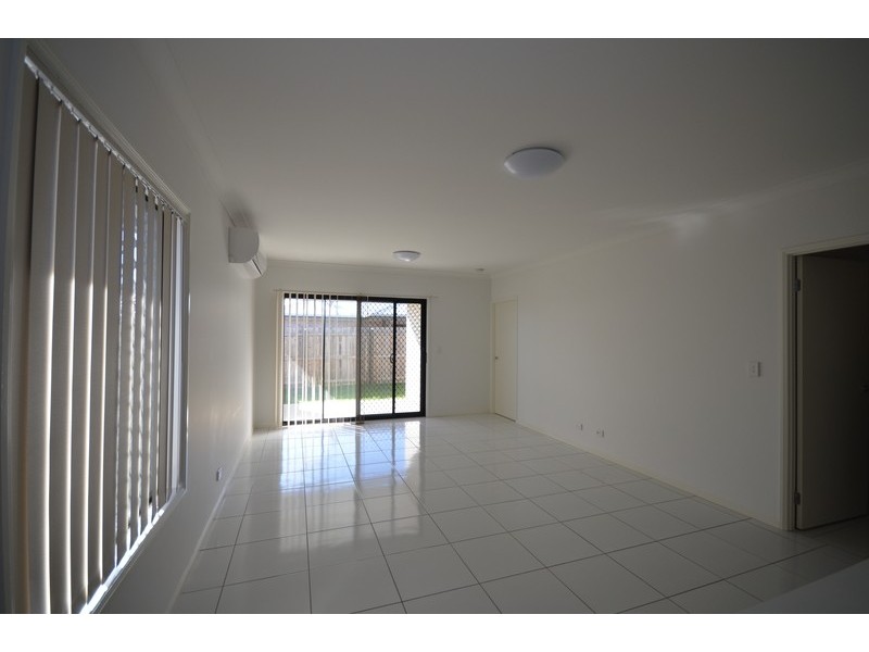 14 Cobblestone Avenue, Logan Reserve QLD 4133