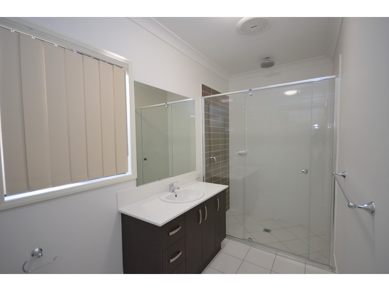 14 Cobblestone Avenue, Logan Reserve QLD 4133
