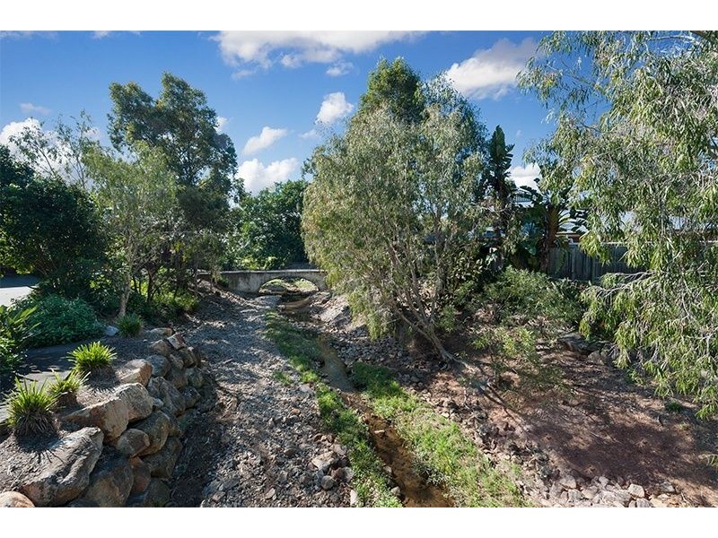 10/215 Creek Rd, Mount Gravatt East QLD 4122