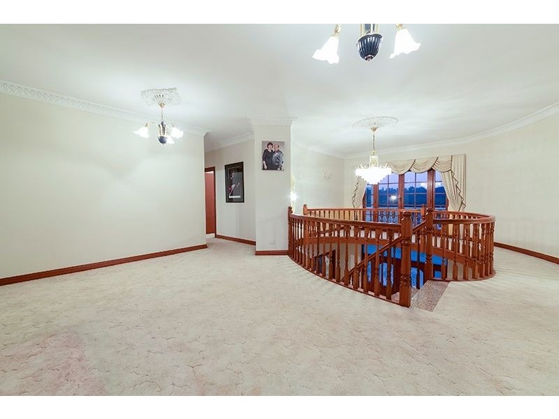 5 Faringdon Street, Robertson QLD 4109