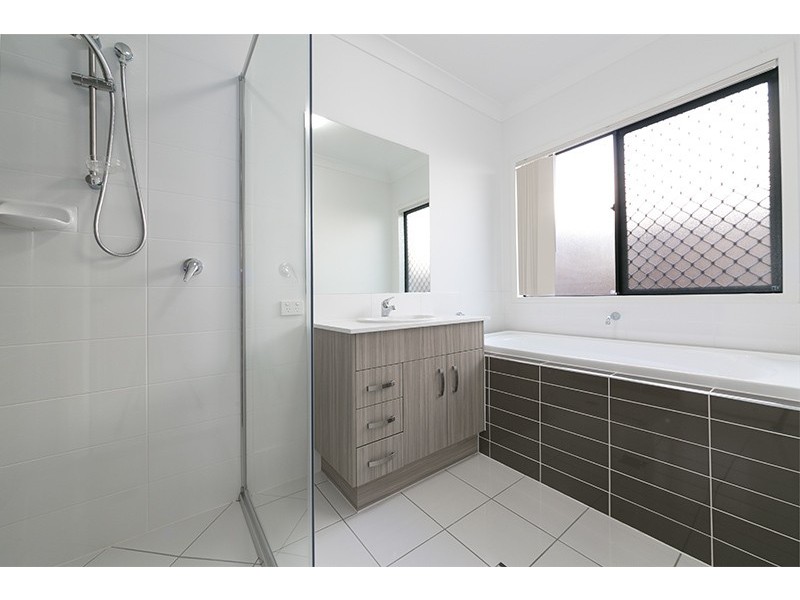 14 Cobblestone Avenue, Logan Reserve QLD 4133