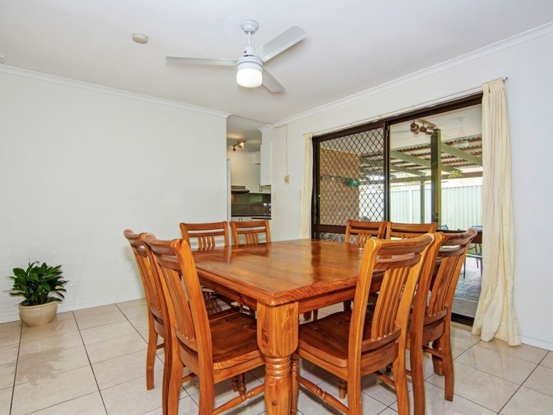 97 Vansittart Rd, Regents Park QLD 4118