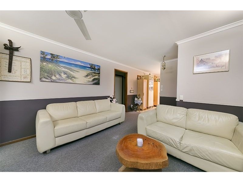 40 Mcwilliam St, Redland Bay QLD 4165