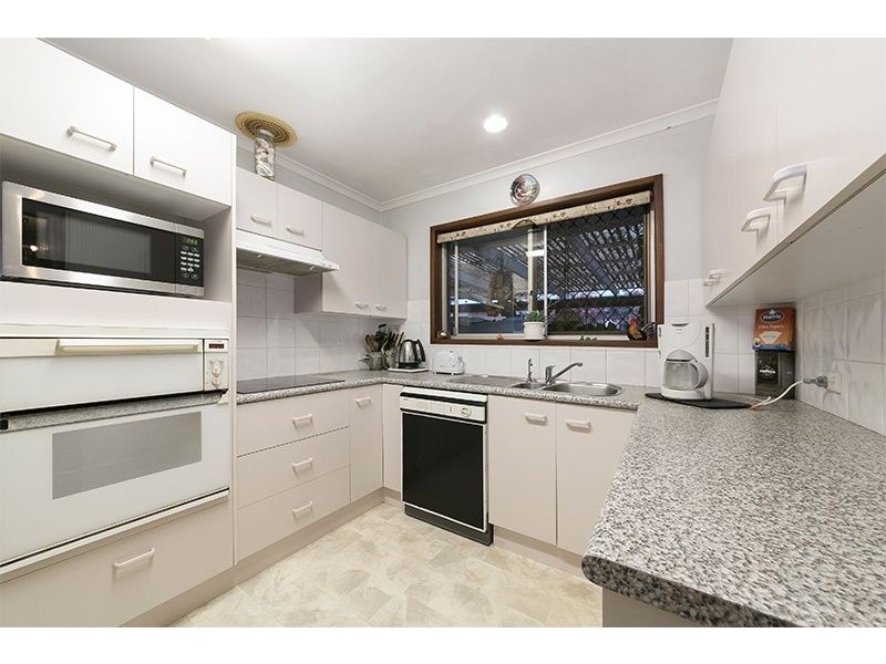 40 Mcwilliam St, Redland Bay QLD 4165