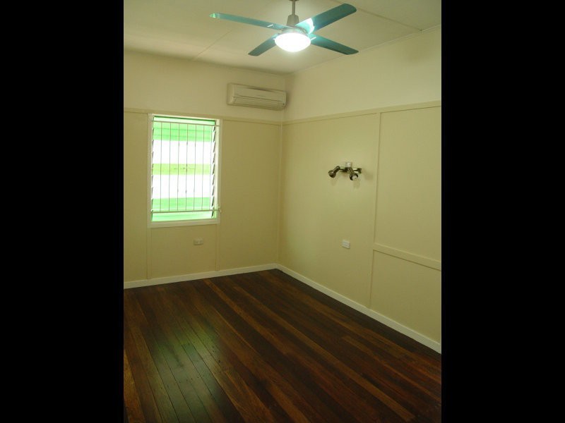 39 Fegen Drive, Moorooka QLD 4105