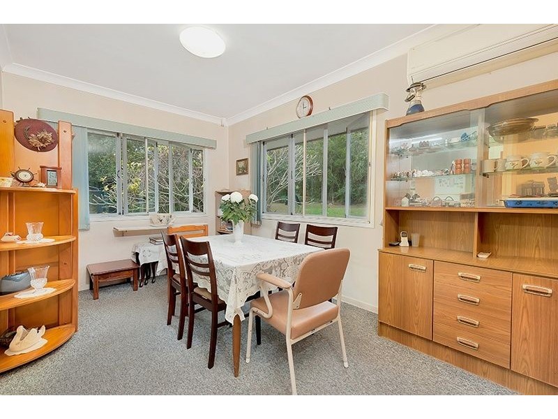 Holland Park West QLD 4121