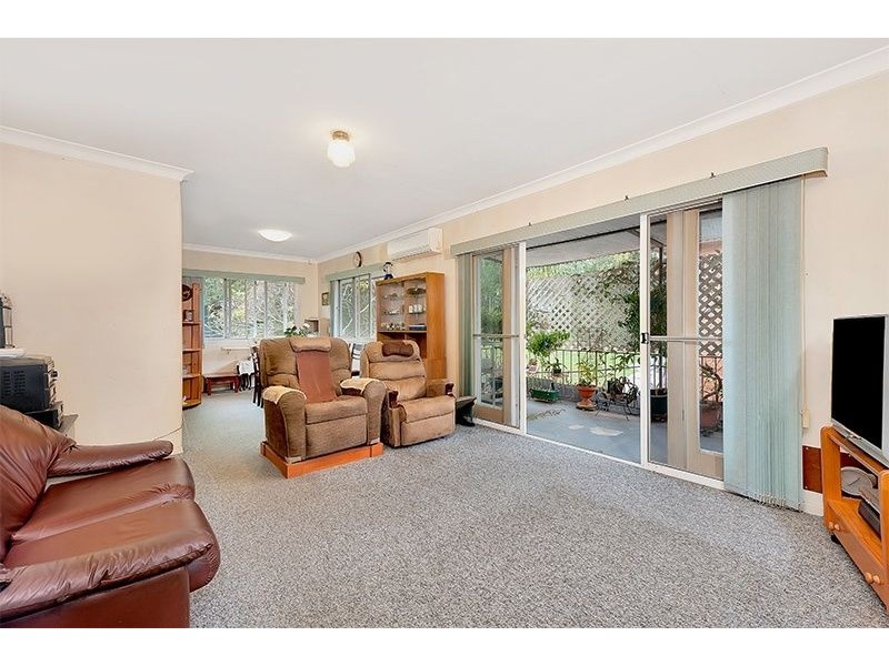 Holland Park West QLD 4121