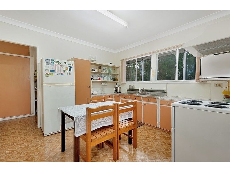 Holland Park West QLD 4121