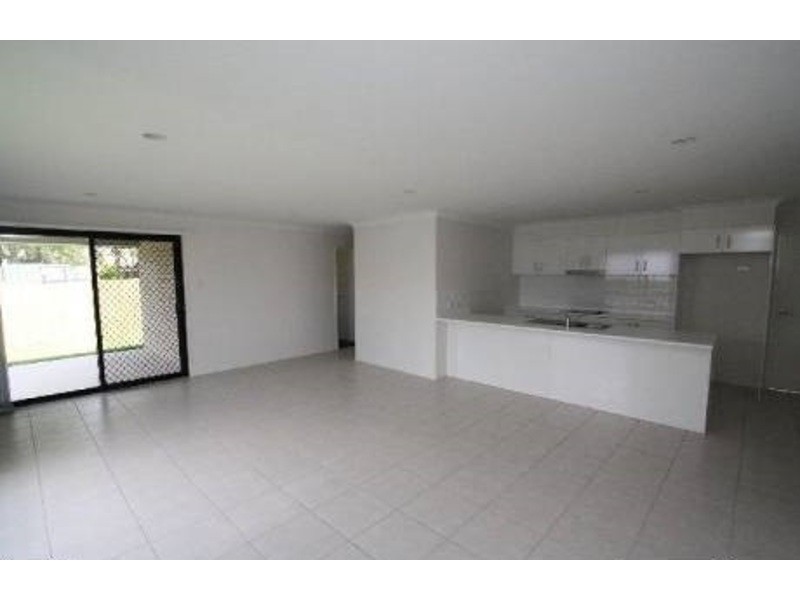 17 Prestige Drive, Marsden QLD 4132