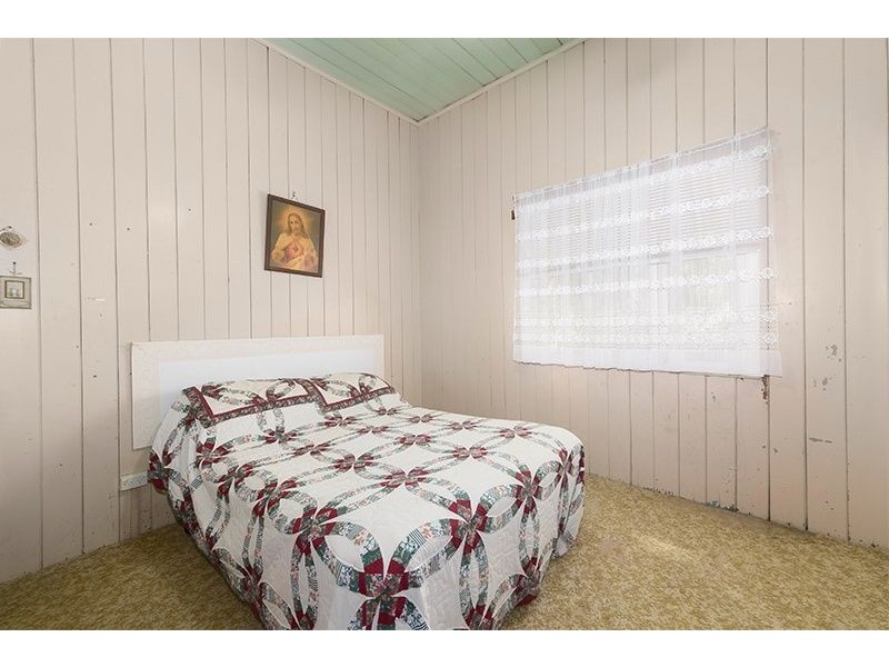 34 Ellis Street, Greenslopes QLD 4120