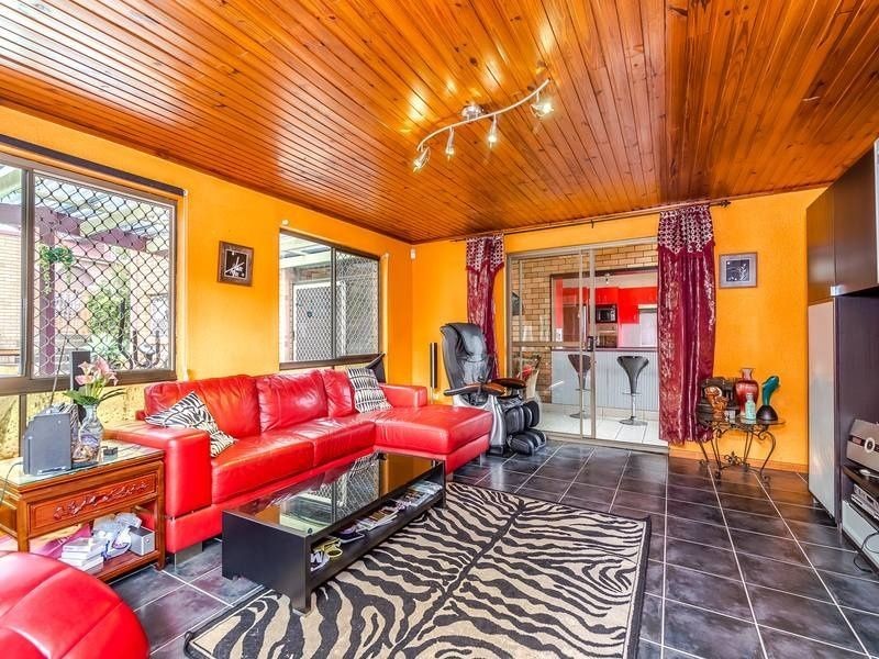 14 Carnoustie St, Macgregor QLD 4109