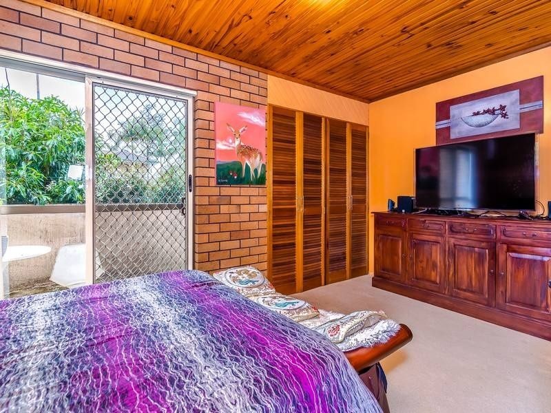 14 Carnoustie St, Macgregor QLD 4109