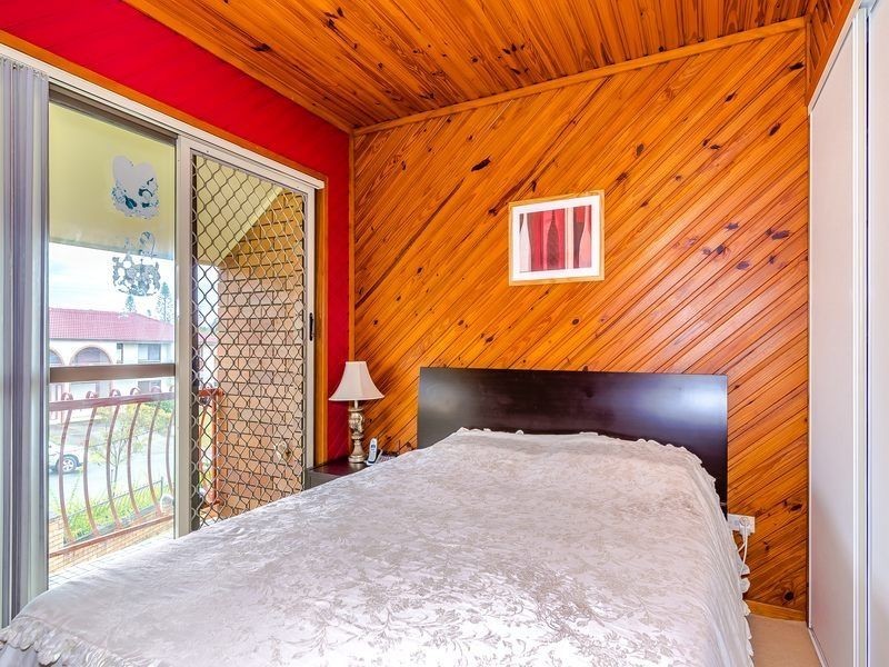14 Carnoustie St, Macgregor QLD 4109