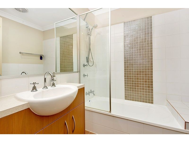 4/20 Calonne St, Upper Mount Gravatt QLD 4122