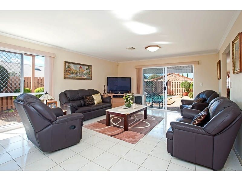 5 Styphelia Street, Mount Gravatt East QLD 4122