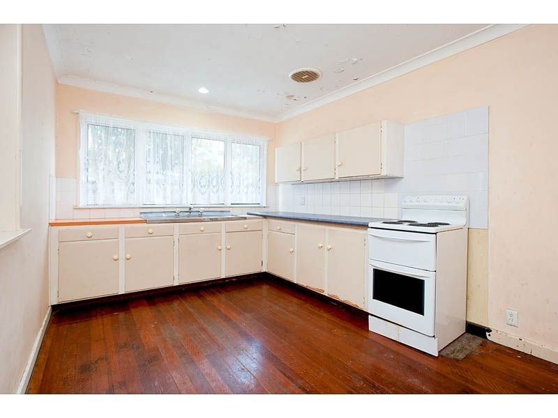 4 Goomerah Street, Mount Gravatt East QLD 4122