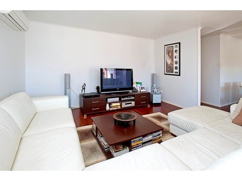 29 Balloch Street, Wishart QLD 4122