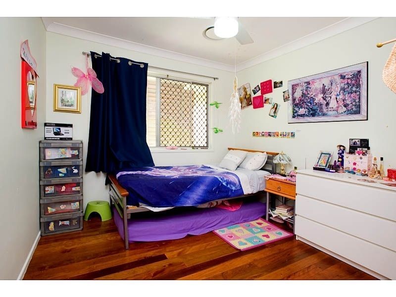 21 Karoonda Cres, Rochedale South QLD 4123