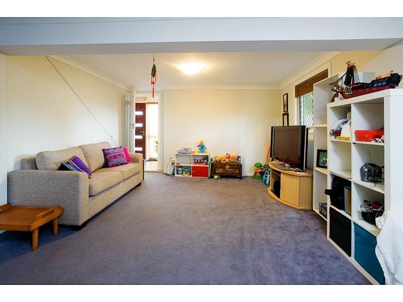 21 Karoonda Cres, Rochedale South QLD 4123