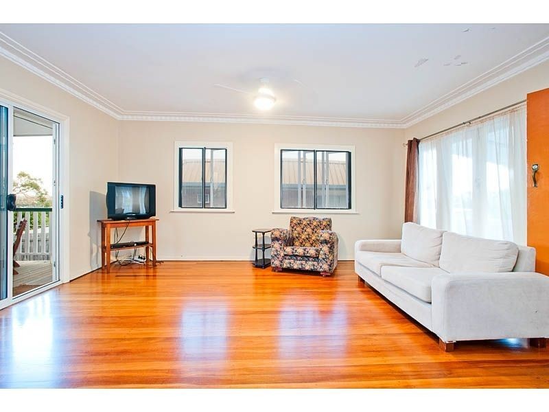 7 Crewe St, Mount Gravatt East QLD 4122