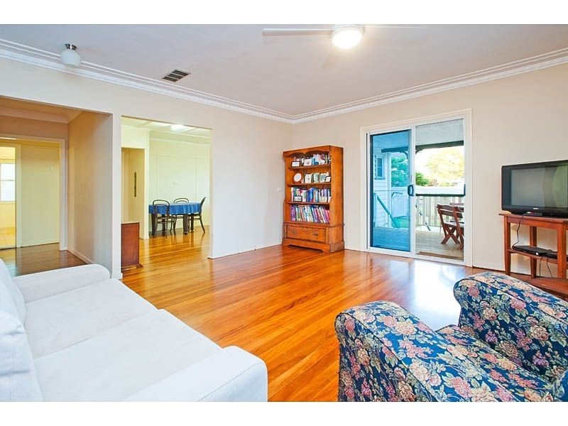 7 Crewe St, Mount Gravatt East QLD 4122