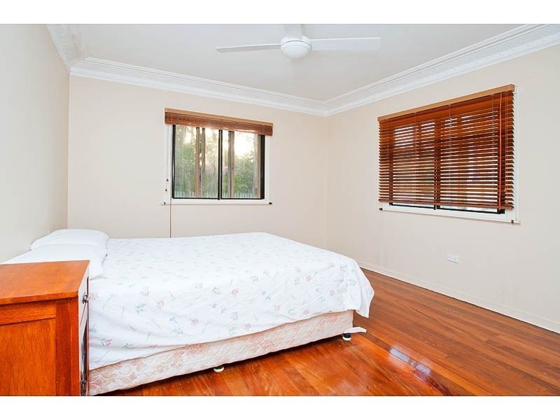 7 Crewe St, Mount Gravatt East QLD 4122
