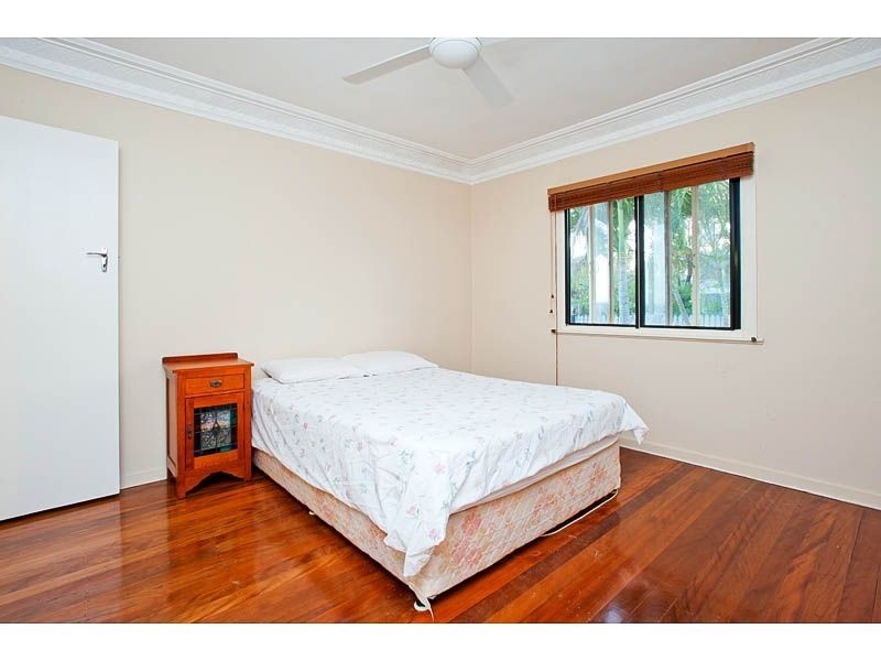 7 Crewe St, Mount Gravatt East QLD 4122