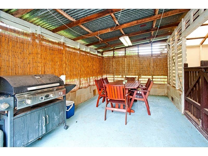 1067 Little Cavendish Rd, Mount Gravatt East QLD 4122