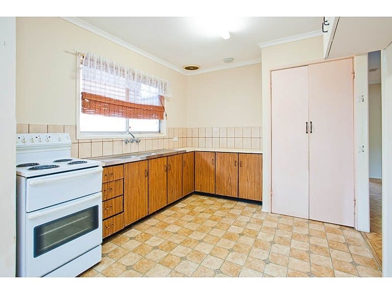 92 Newnham Rd, Mount Gravatt East QLD 4122