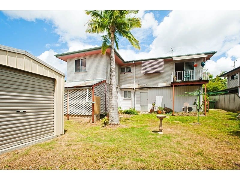 92 Newnham Rd, Mount Gravatt East QLD 4122