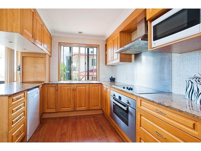 47 Wisteria Cr, Mount Gravatt East QLD 4122