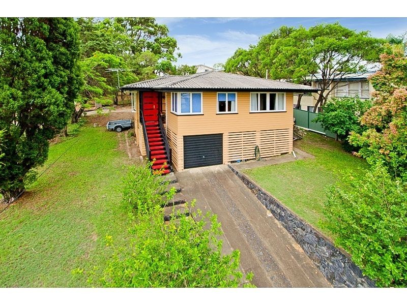 180 Broadwater Rd, Mount Gravatt East QLD 4122