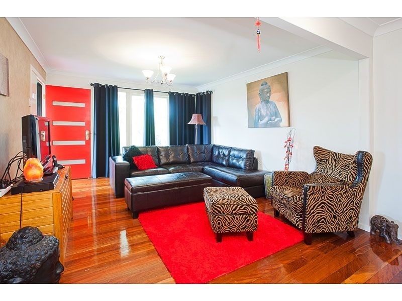 180 Broadwater Rd, Mount Gravatt East QLD 4122