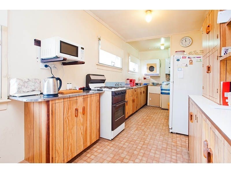 24 Wemvern St, Upper Mount Gravatt QLD 4122