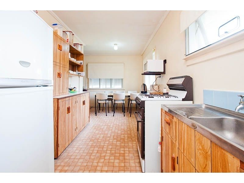 24 Wemvern St, Upper Mount Gravatt QLD 4122