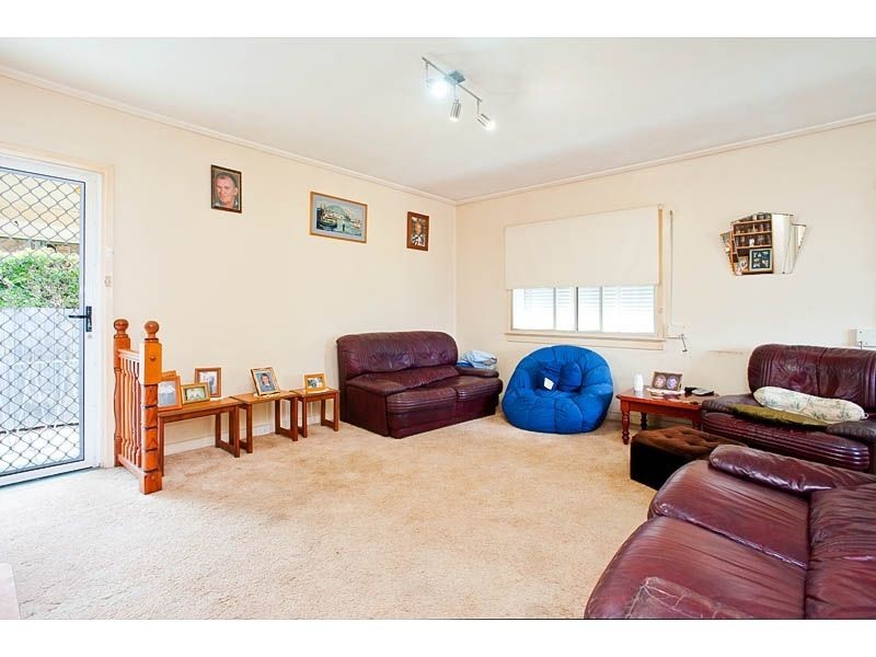 24 Wemvern St, Upper Mount Gravatt QLD 4122