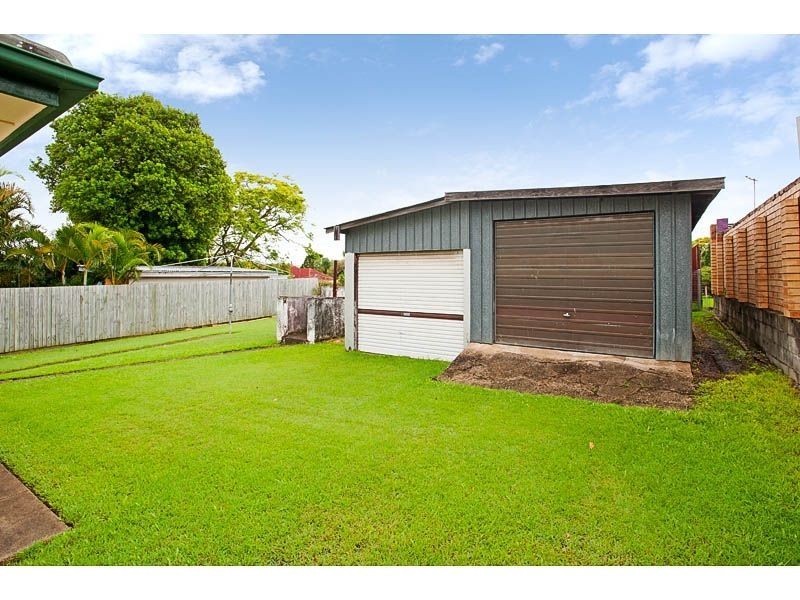 24 Wemvern St, Upper Mount Gravatt QLD 4122