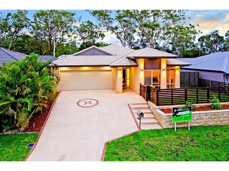 49 Talltrees Cct, Wakerley QLD 4154