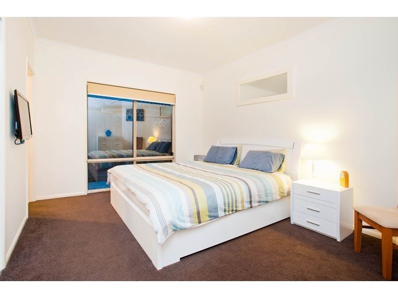 49 Talltrees Cct, Wakerley QLD 4154