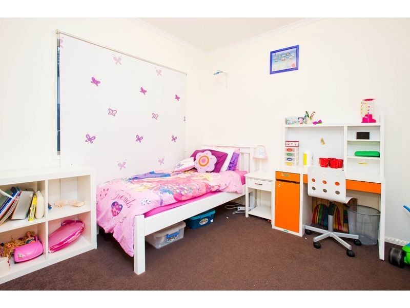 49 Talltrees Cct, Wakerley QLD 4154
