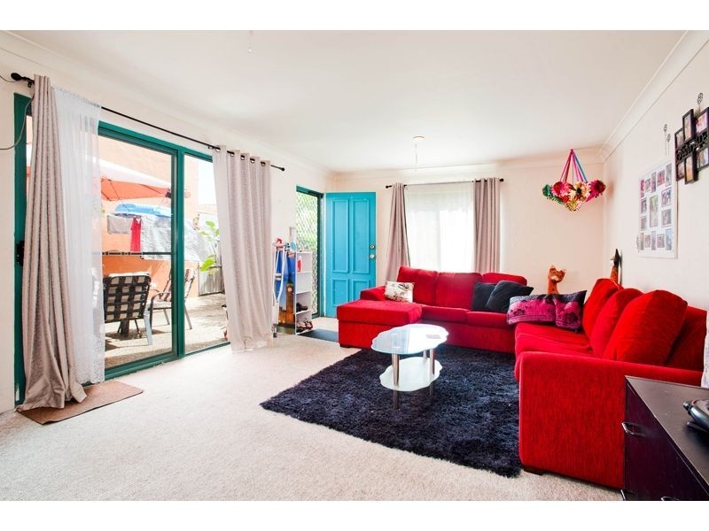 13/61 Harburg Dr, Beenleigh QLD 4207