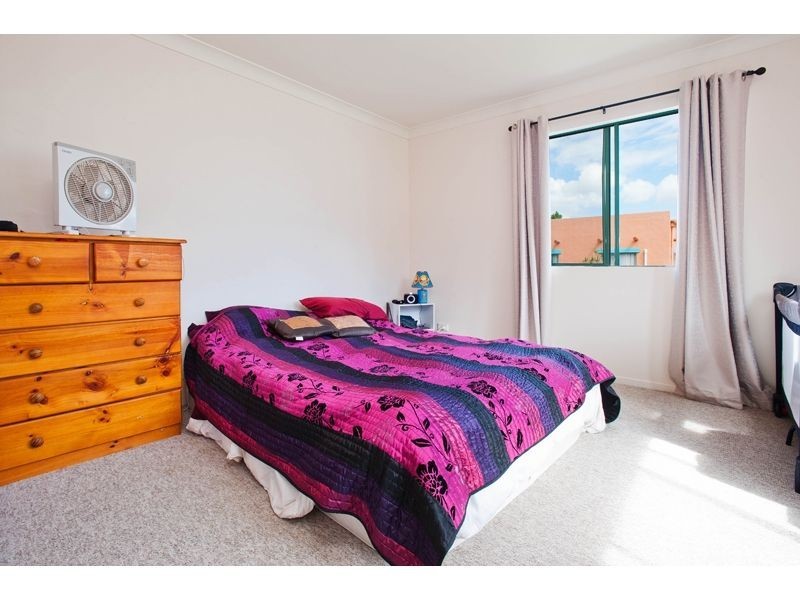 13/61 Harburg Dr, Beenleigh QLD 4207