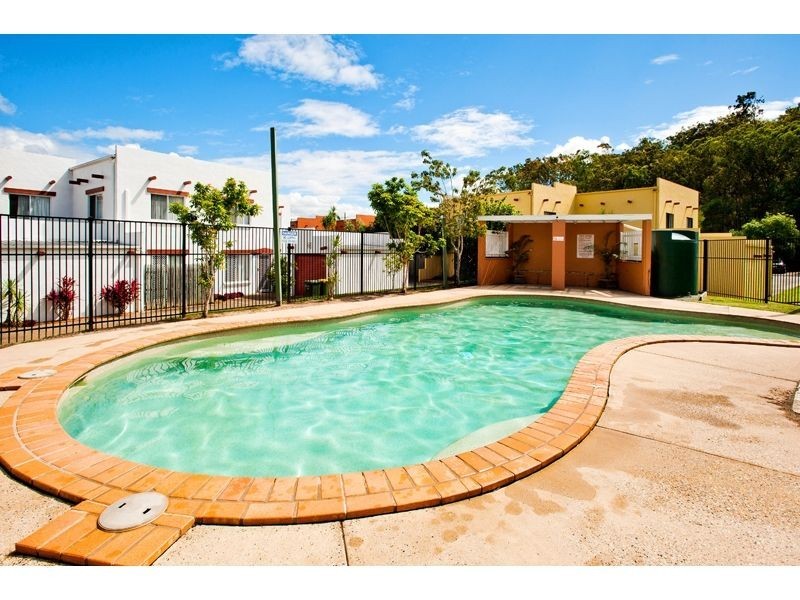 13/61 Harburg Dr, Beenleigh QLD 4207
