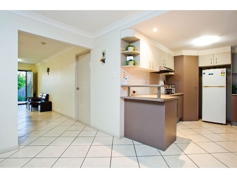 4/12 Mailey St, Mansfield QLD 4122