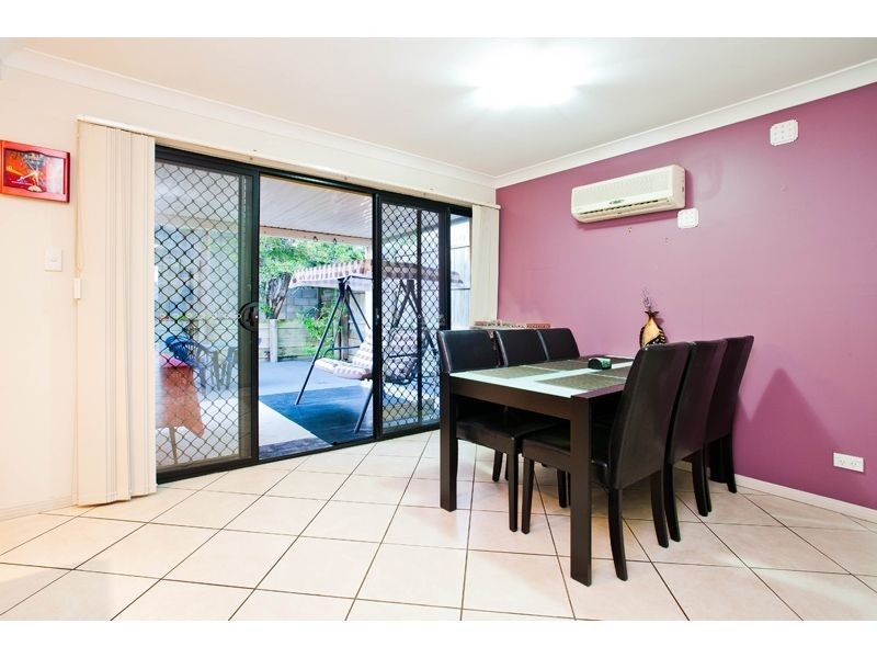 4/12 Mailey St, Mansfield QLD 4122