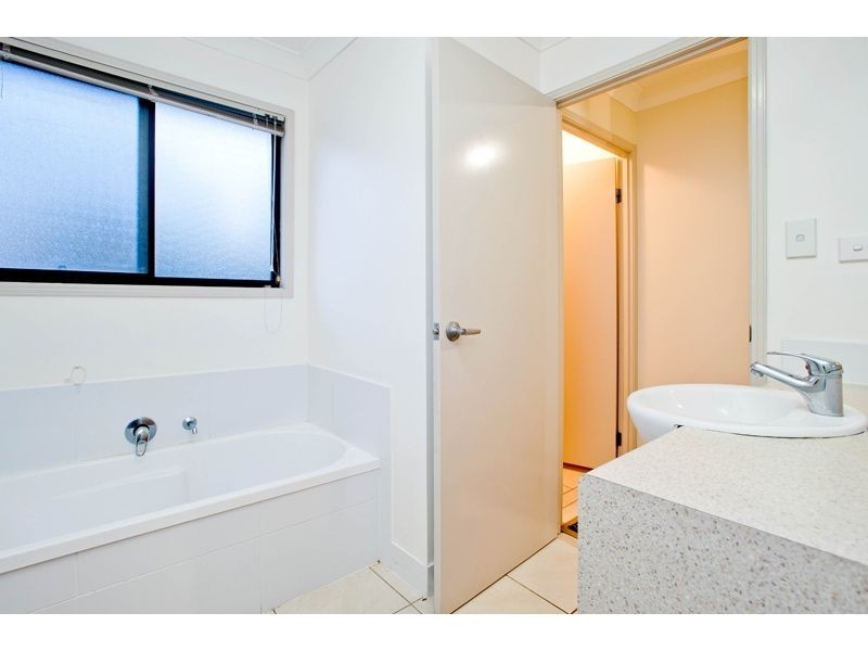 4/12 Mailey St, Mansfield QLD 4122