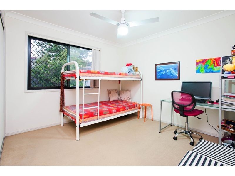 4/12 Mailey St, Mansfield QLD 4122