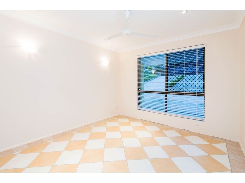 4 Marana Street, Shailer Park QLD 4128
