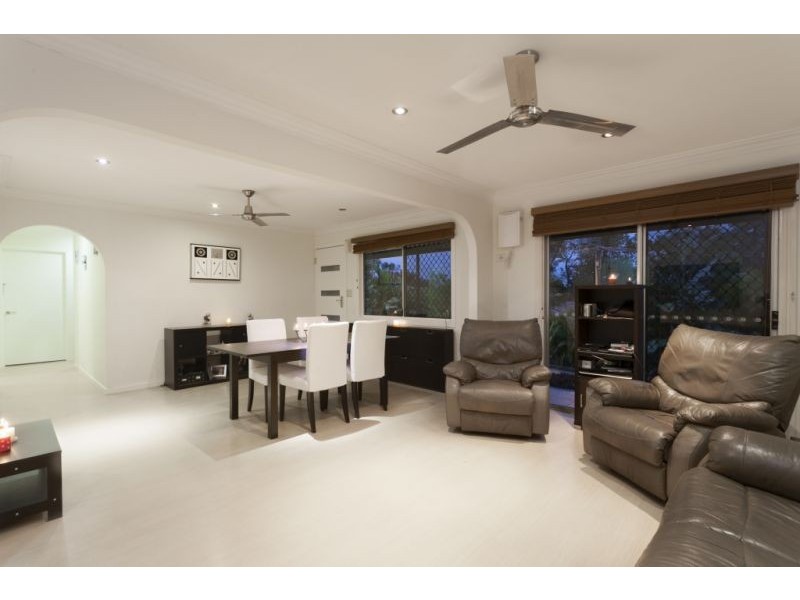 16 Saverin Rd, Eagleby QLD 4207