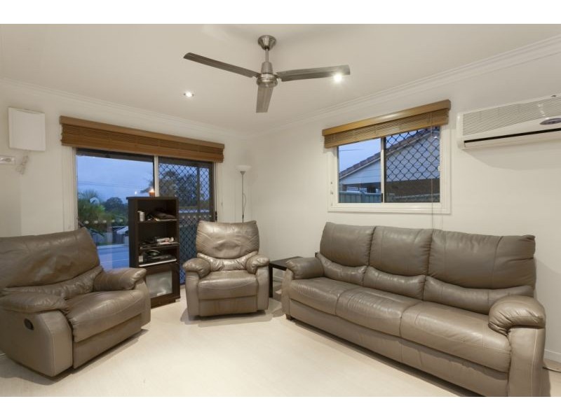 16 Saverin Rd, Eagleby QLD 4207